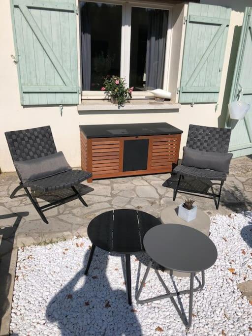 "La Homerie" Chaumiere En Pleine Nature Savigny-en-Sancerre Exteriör bild